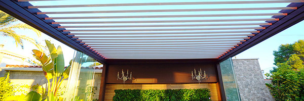 Bioclimatic Aluminium Pergola with LED lighting and possibility of sliding glass, Ventanas VIP Torrevieja, Alicante, Benidorm